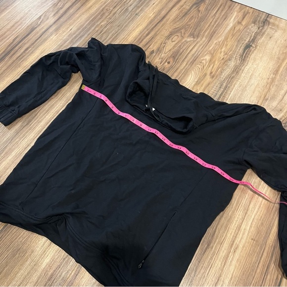 Lululemon Twisted & Tucked Long Sleeve Sweatshirt - Picture 9 of 11